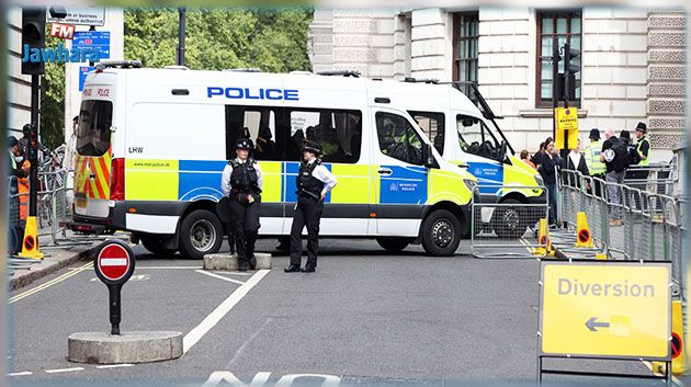 Deux policiers poignardés dans le centre de Londres, un homme arrêté