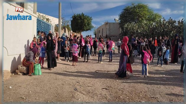 Kalaa Kébira : Les parents d'élèves de l'école primaire Ouled Saalani protestent