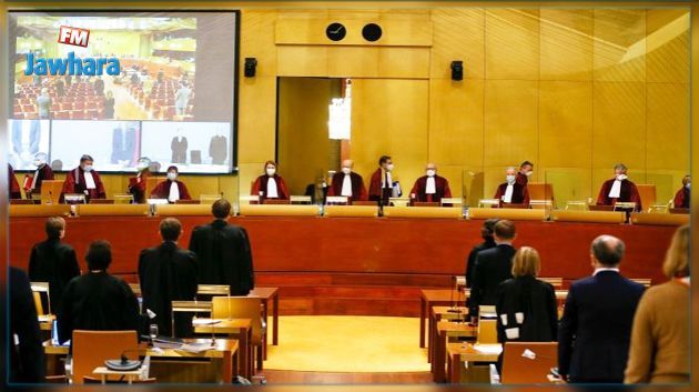 La Cour de Justice de l’UE autorise l’employeur à interdire le port du voile