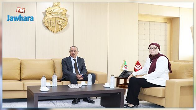 La coopération dans le domaine judiciaire au centre d'une rencontre entre la ministre de la Justice et l'ambassadeur d'Algérie à Tunis