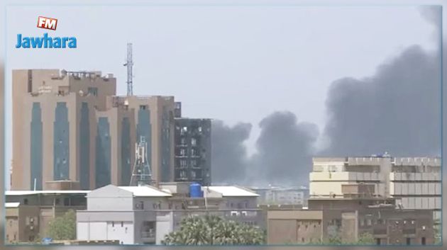 Soudan: À Khartoum, les civils pris entre les feux croisés de l'armée et des paramilitaires