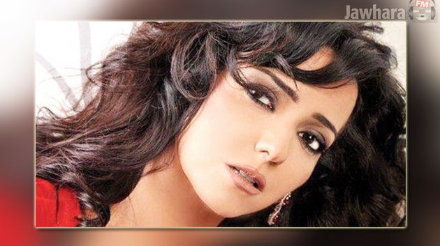 L'actrice syrienne Amal Arafa échappe de peu à des tirs de mortier