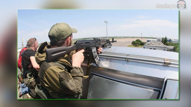 Ukraine: l’armée tente de reprendre, par force, l’aéroport de Donetsk