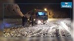 Bloqués par la neige, des chauffeurs de camions lancent un appel au secours