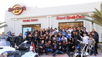 Rassemblement de motards devant Hard Rock Café à Sousse