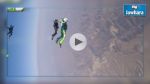 Il fait un saut de 7600 mètres dans le vide sans parachute