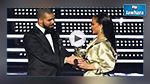 MTV Video Music Awards: Rihanna reçoit le prix Michael Jackson des mains de Drake 